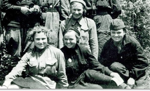 Ивановская 1943 год. Мария Марина крайняя справа.